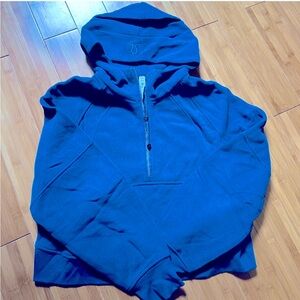 Lululemon blue scuba XS